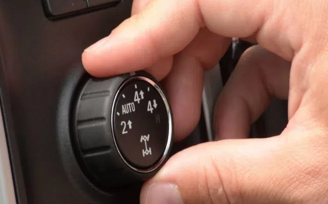 Vì sao nói chế độ lái 4WD không an toàn trên đường cao tốc? (Phần 2)